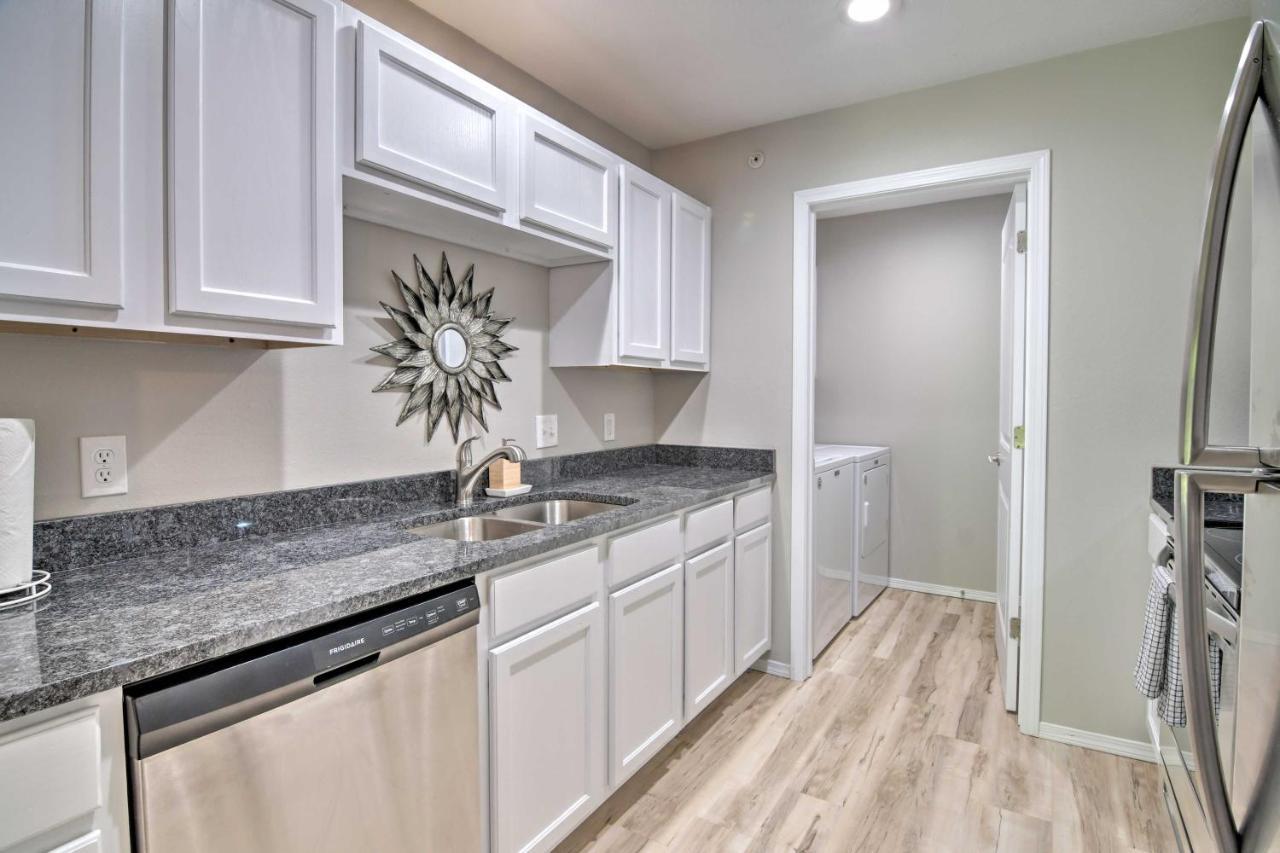 Apartment With Patio, 4 Mi To Silver Dollar City! Branson Eksteriør bilde