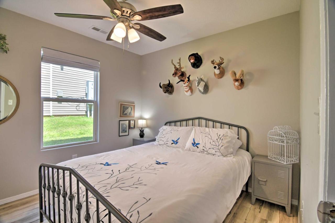Apartment With Patio, 4 Mi To Silver Dollar City! Branson Eksteriør bilde